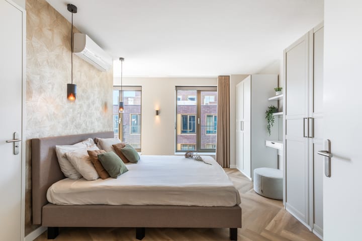 Foto 45 van Nassaukade 24-S