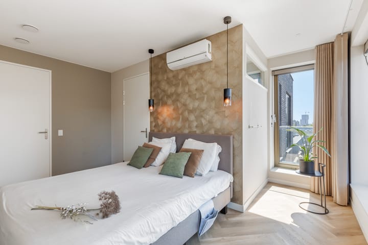 Foto 47 van Nassaukade 24-S