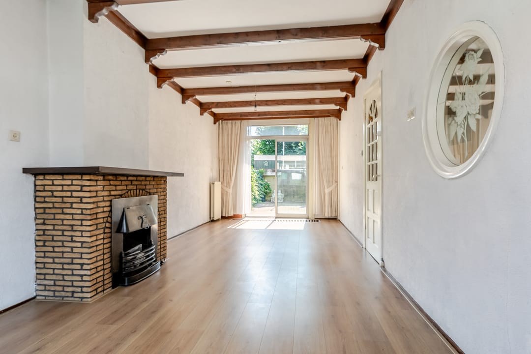 Photo 2 of Zwaluwstraat 30