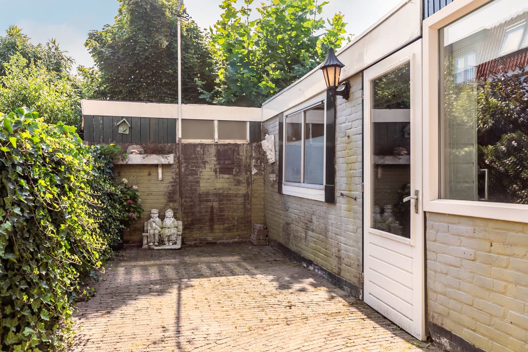 Photo 11 of Zwaluwstraat 30