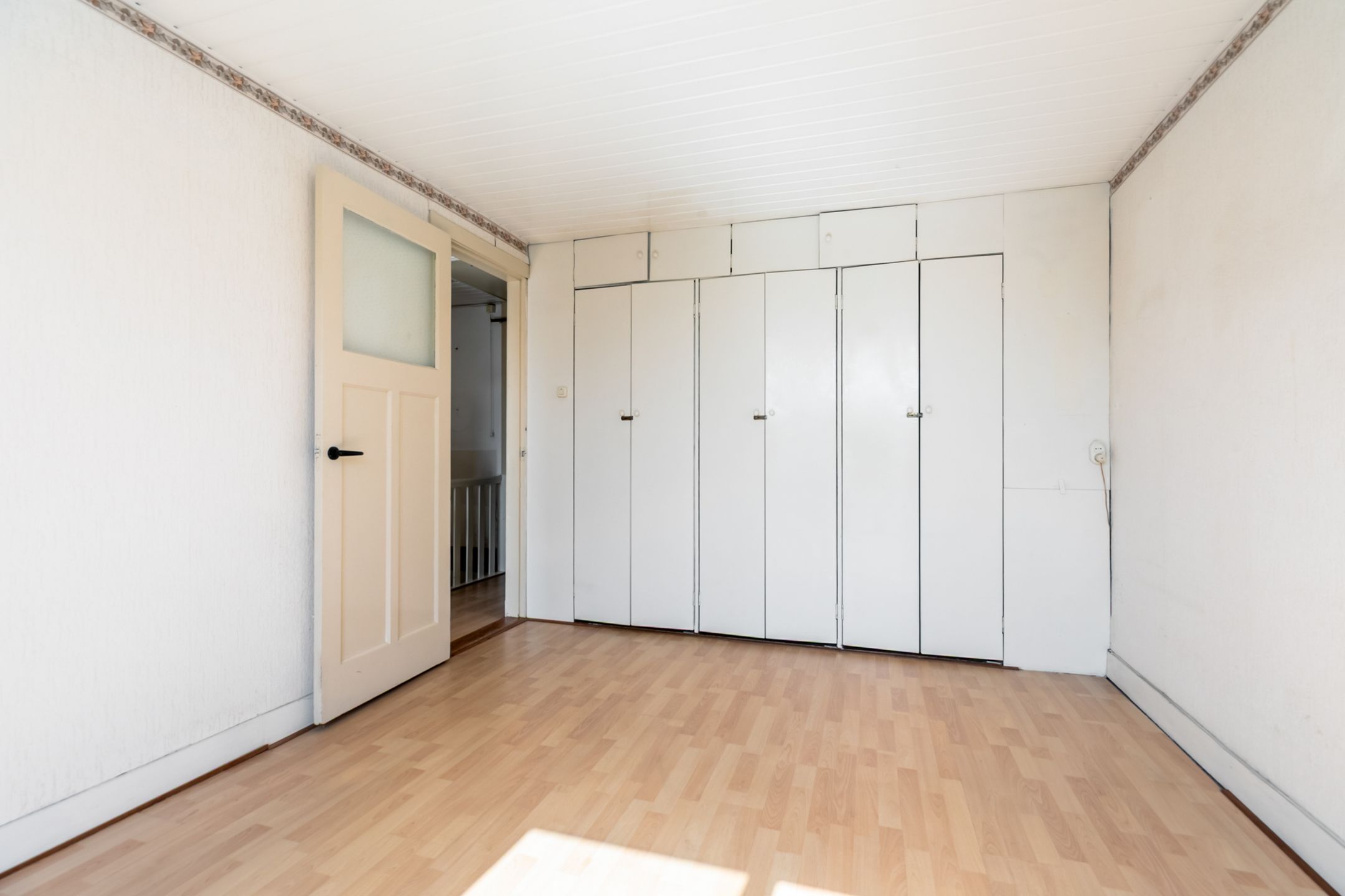 Photo 15 of Zwaluwstraat 30