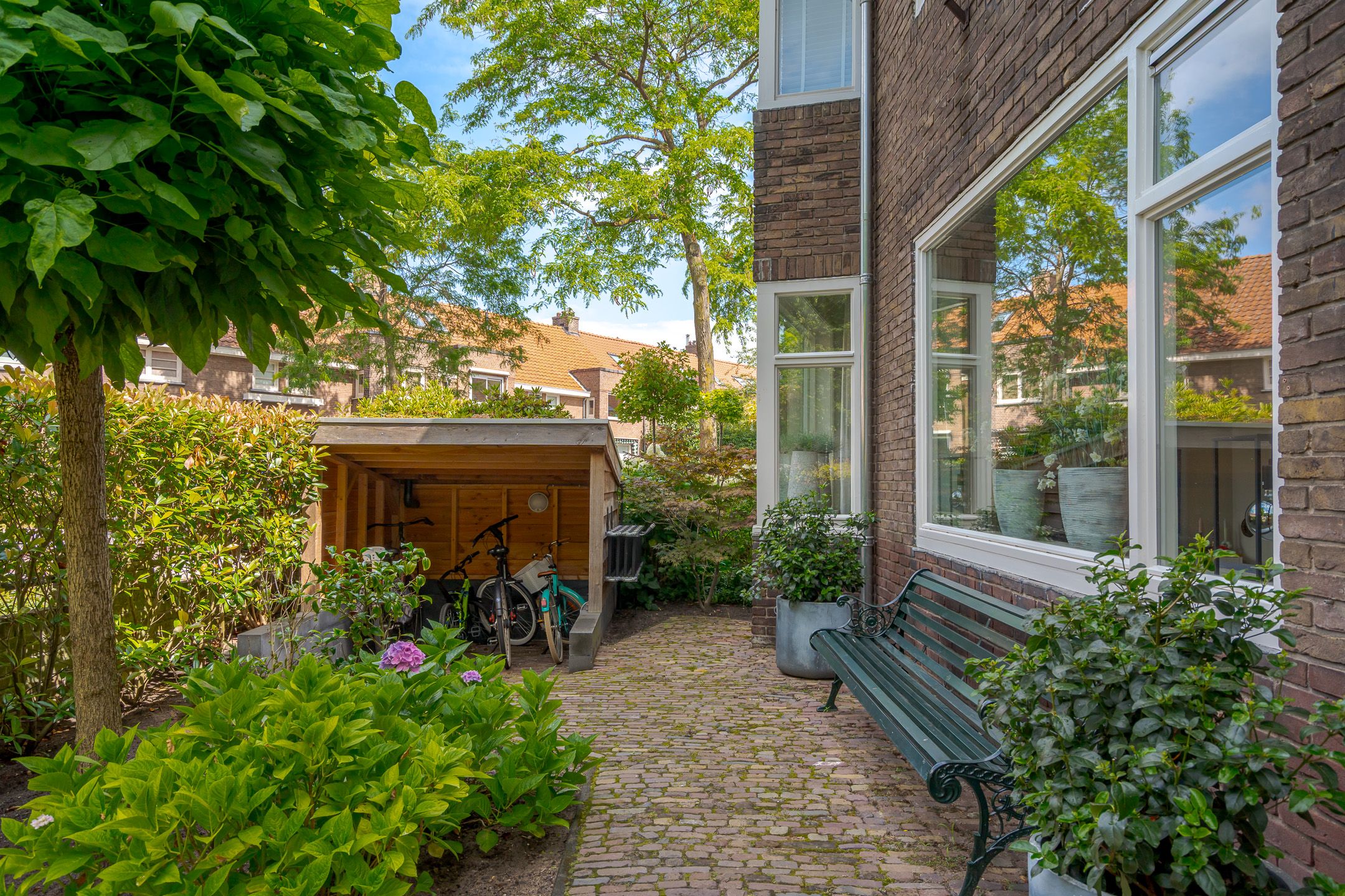 Foto 9 van Brederostraat 6