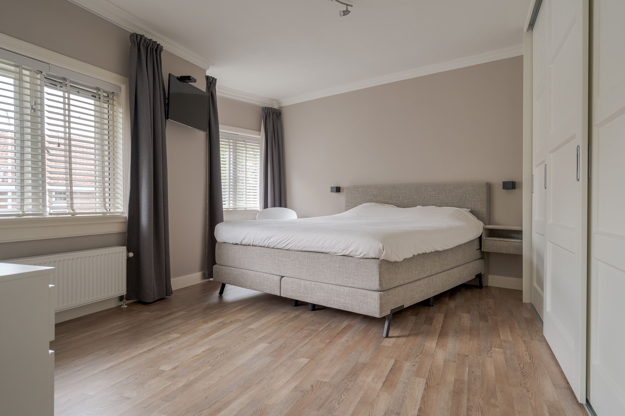 Foto 33 van Brederostraat 6