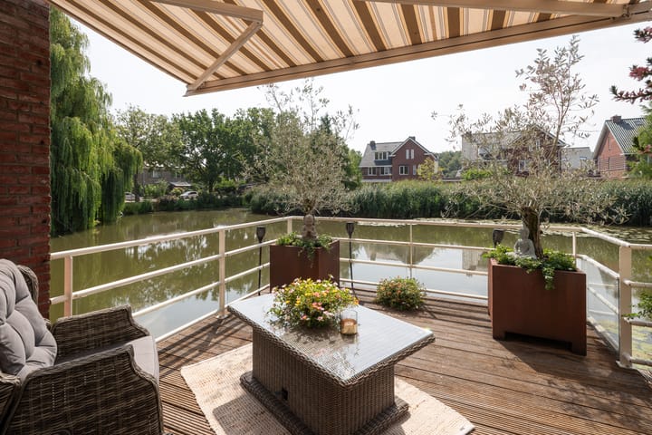 Waterland 57 main image