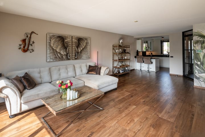 Photo 9 of Waterland 57