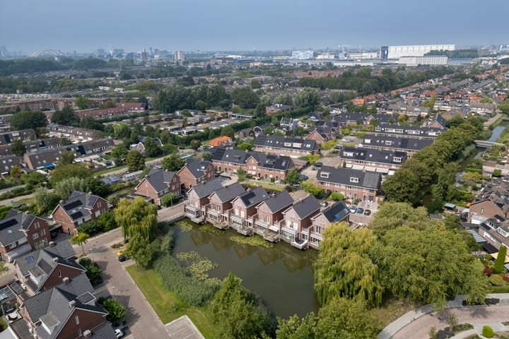 Photo 6 of Waterland 57