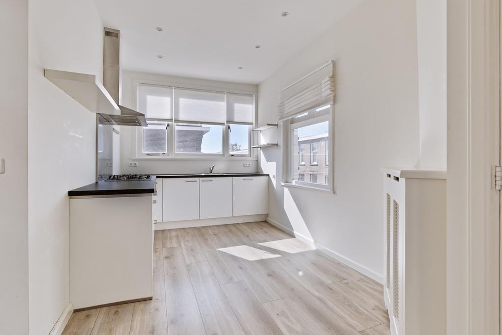 Photo 2 of Willem van Outhoornstraat 43