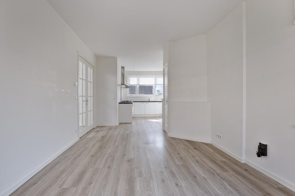 Photo 13 of Willem van Outhoornstraat 43