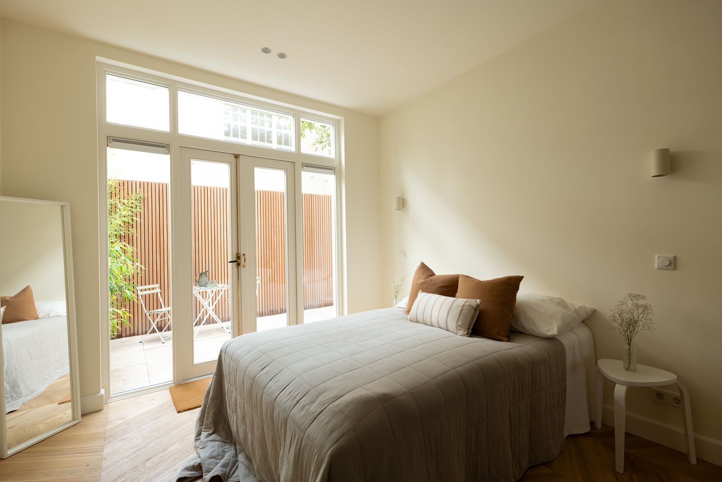 Photo 10 of Lutmastraat 75-A