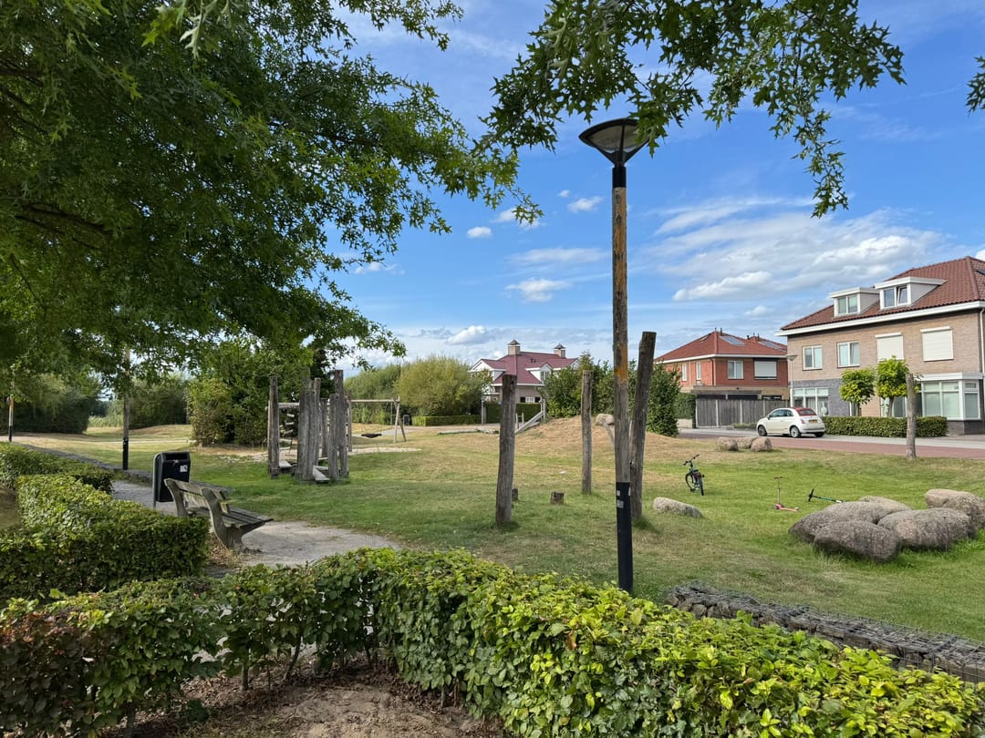 Foto 31 van Laan oud-Indiëgangers 80