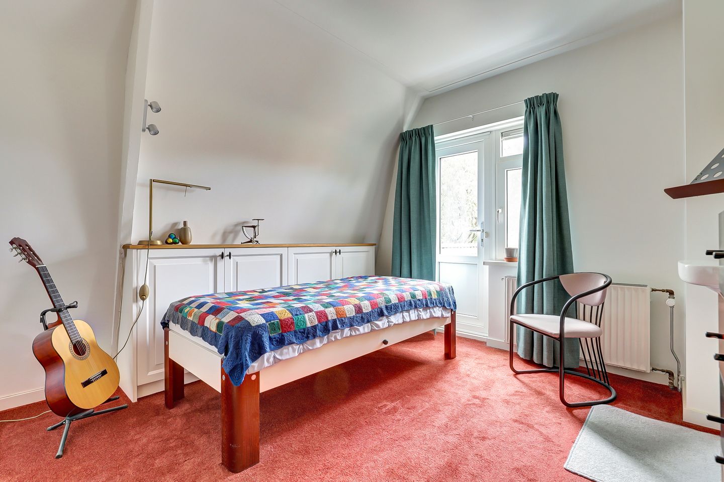 Foto 14 van Tromplaan 8-A