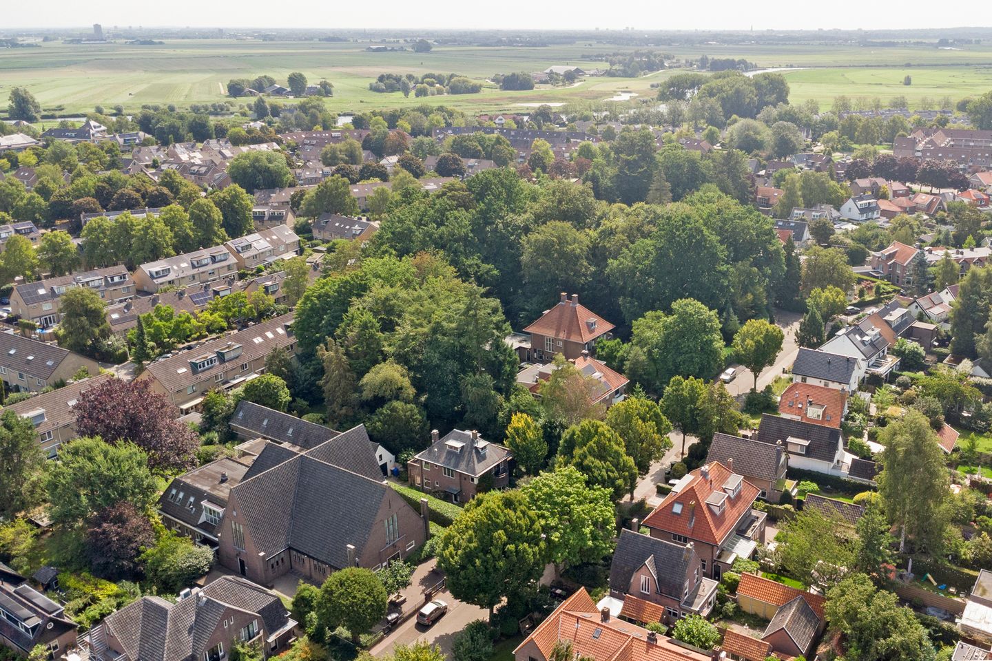 Foto 25 van Tromplaan 8-A