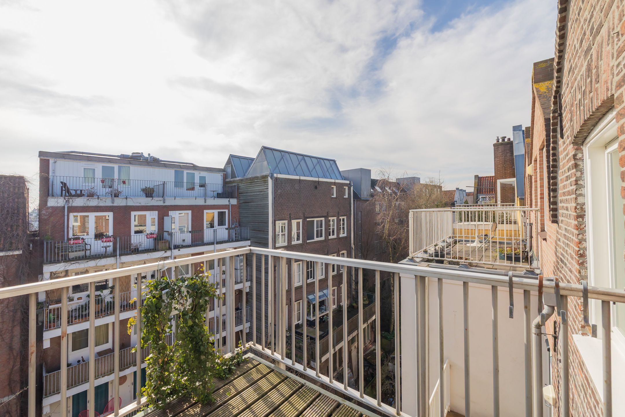 Foto 21 van Barentszstraat 235