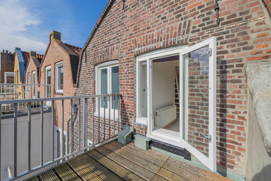 Foto 22 van Barentszstraat 235