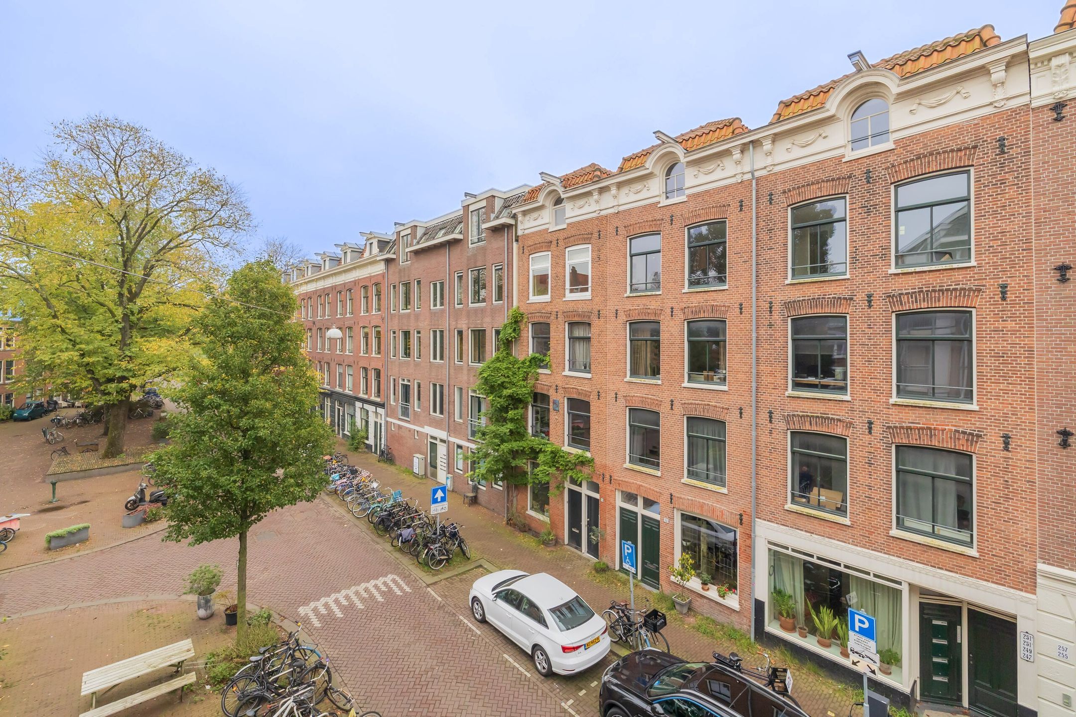 Foto 24 van Barentszstraat 235