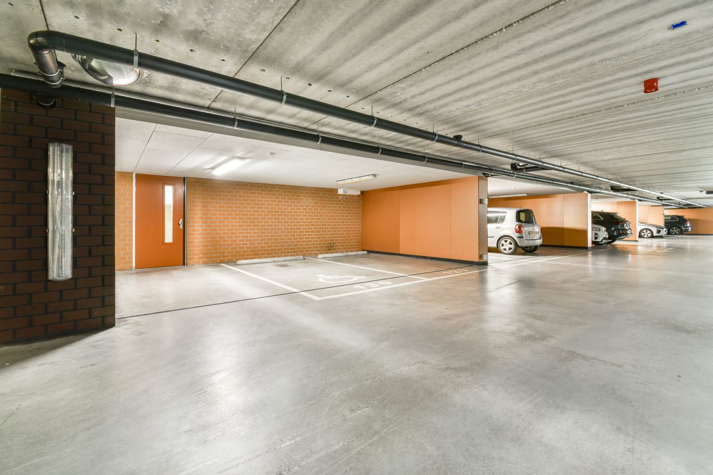 Photo 19 of Waterlandplein 292-A