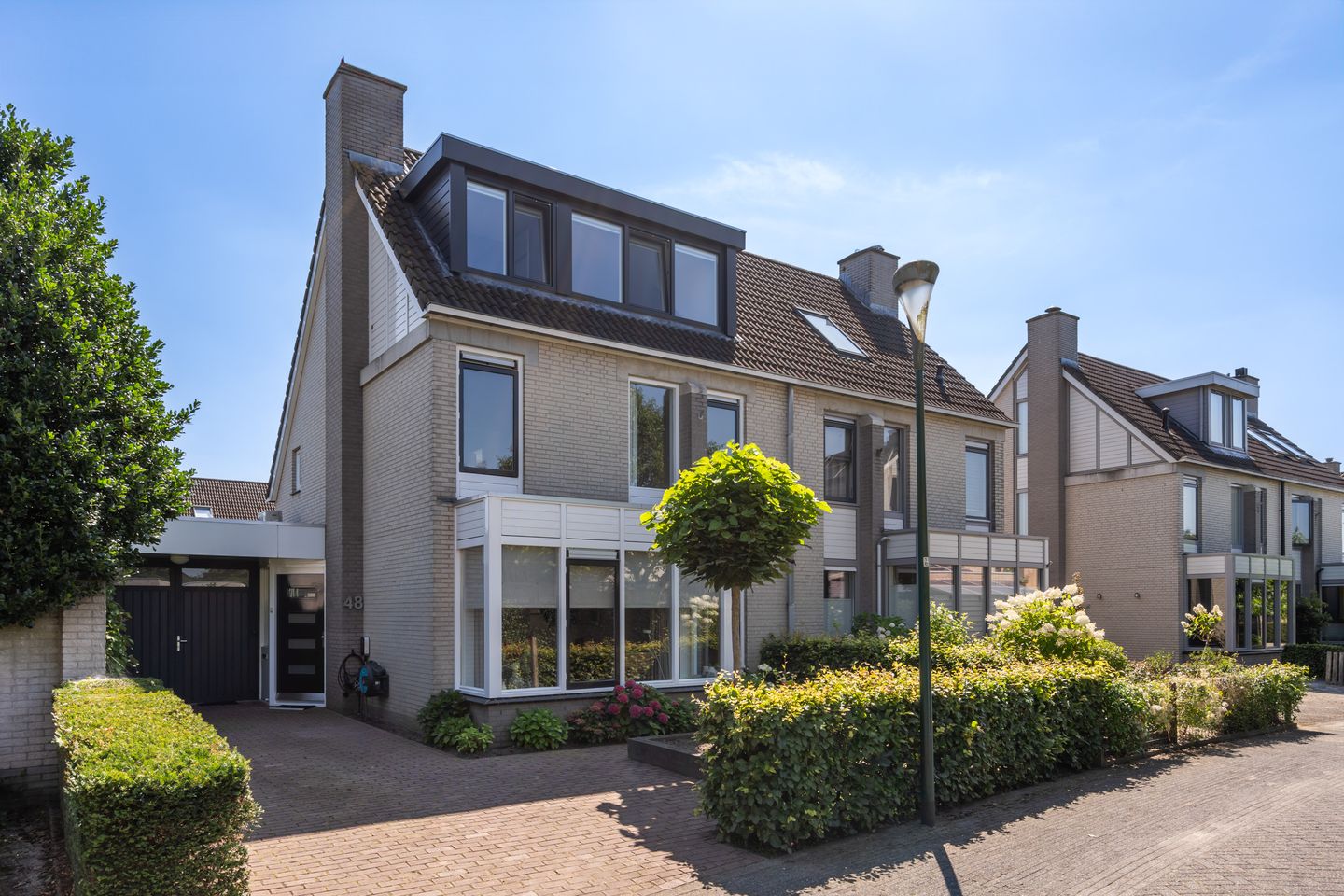 Photo 1 of Schepenen 48