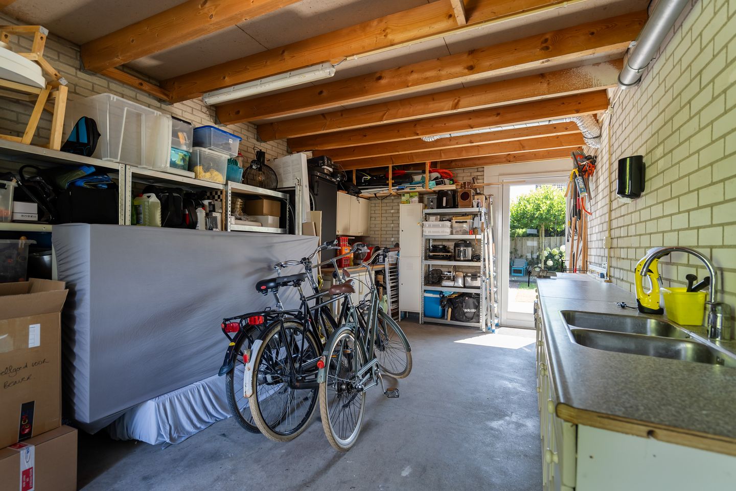 Photo 35 of Schepenen 48