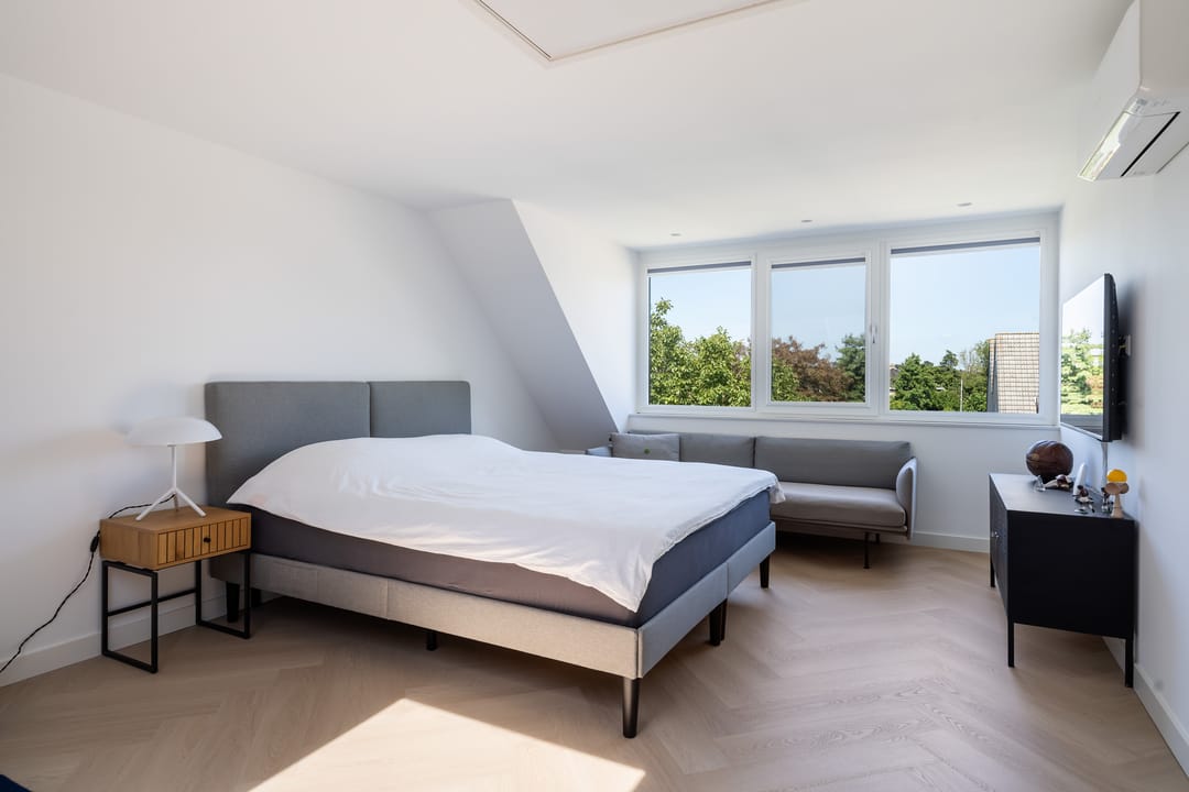 Photo 52 of Schepenen 48