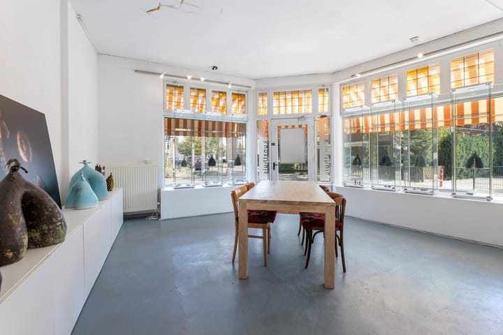 Photo 3 of Trompstraat 2