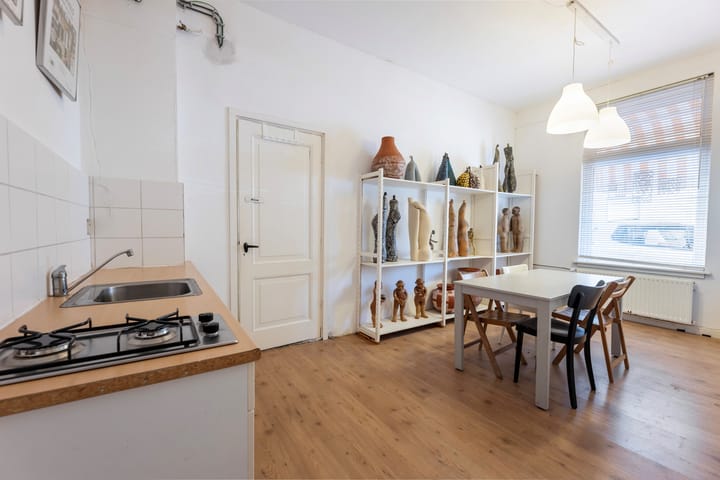 Photo 16 of Trompstraat 2