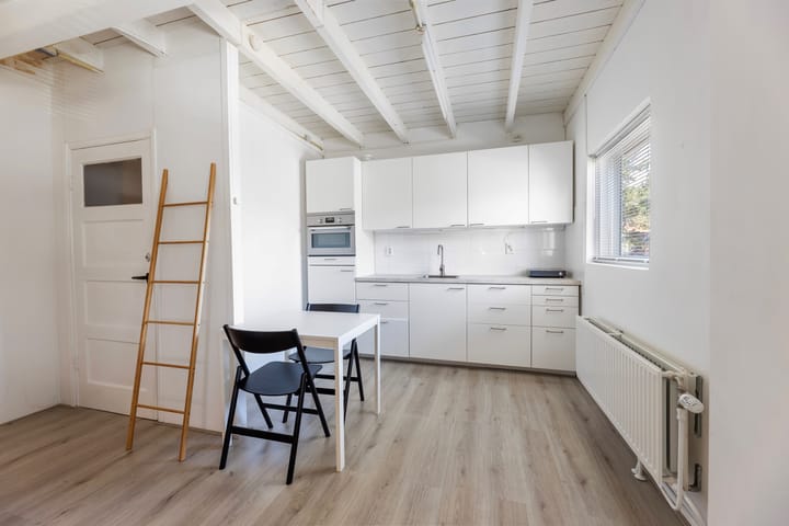 Photo 21 of Trompstraat 2