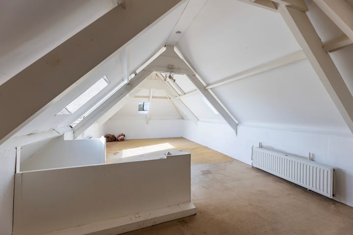 Photo 44 of Trompstraat 2