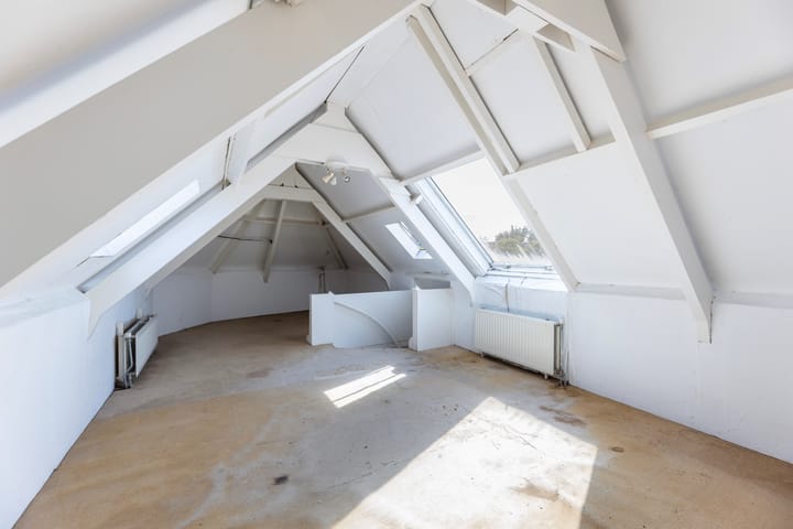 Photo 45 of Trompstraat 2