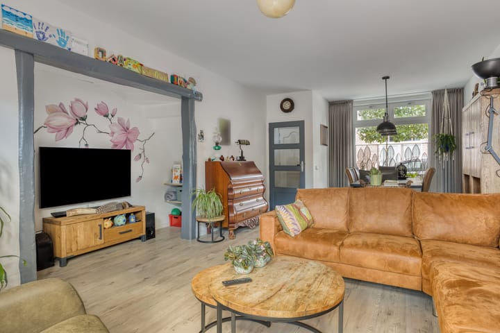 Foto 4 van Pastoor Bressersstraat 12