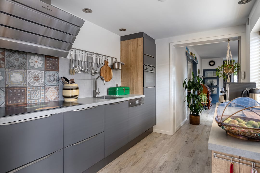 Photo 8 of Pastoor Bressersstraat 12