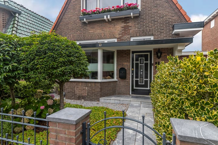 Photo 5 of Molenstraat 220