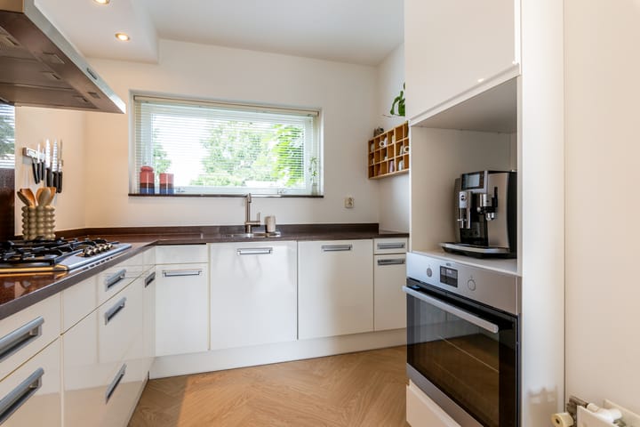 Foto 3 van Eurosingel 162