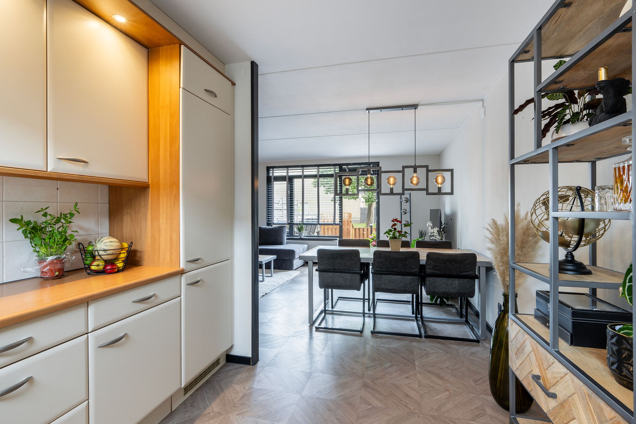 Photo 6 of Calsstraat 12