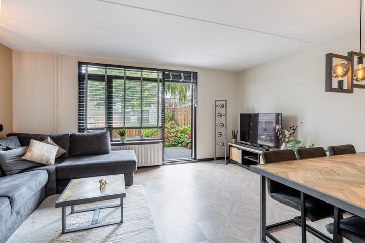 Photo 7 of Calsstraat 12