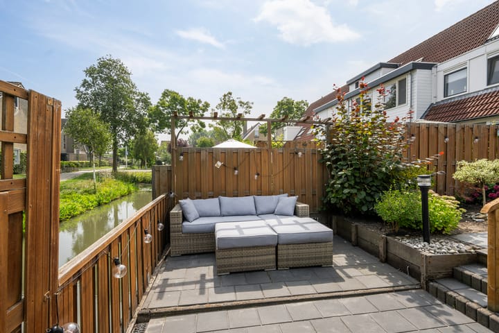 Photo 11 of Calsstraat 12