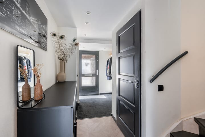 Photo 13 of Calsstraat 12