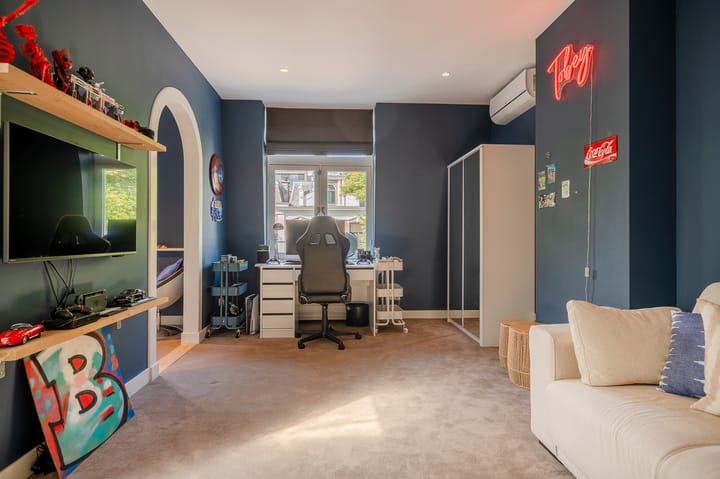 Foto 45 van Jan van Nassaustraat 11