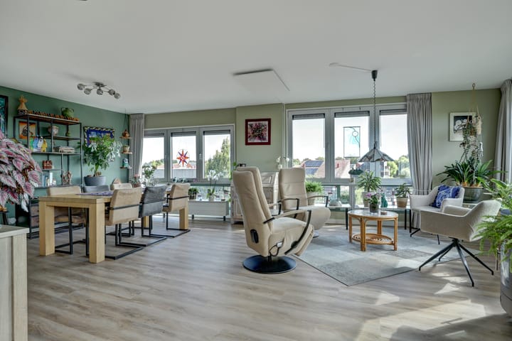 Foto 2 van Regelhaalder 110