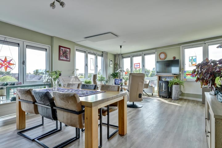 Foto 7 van Regelhaalder 110