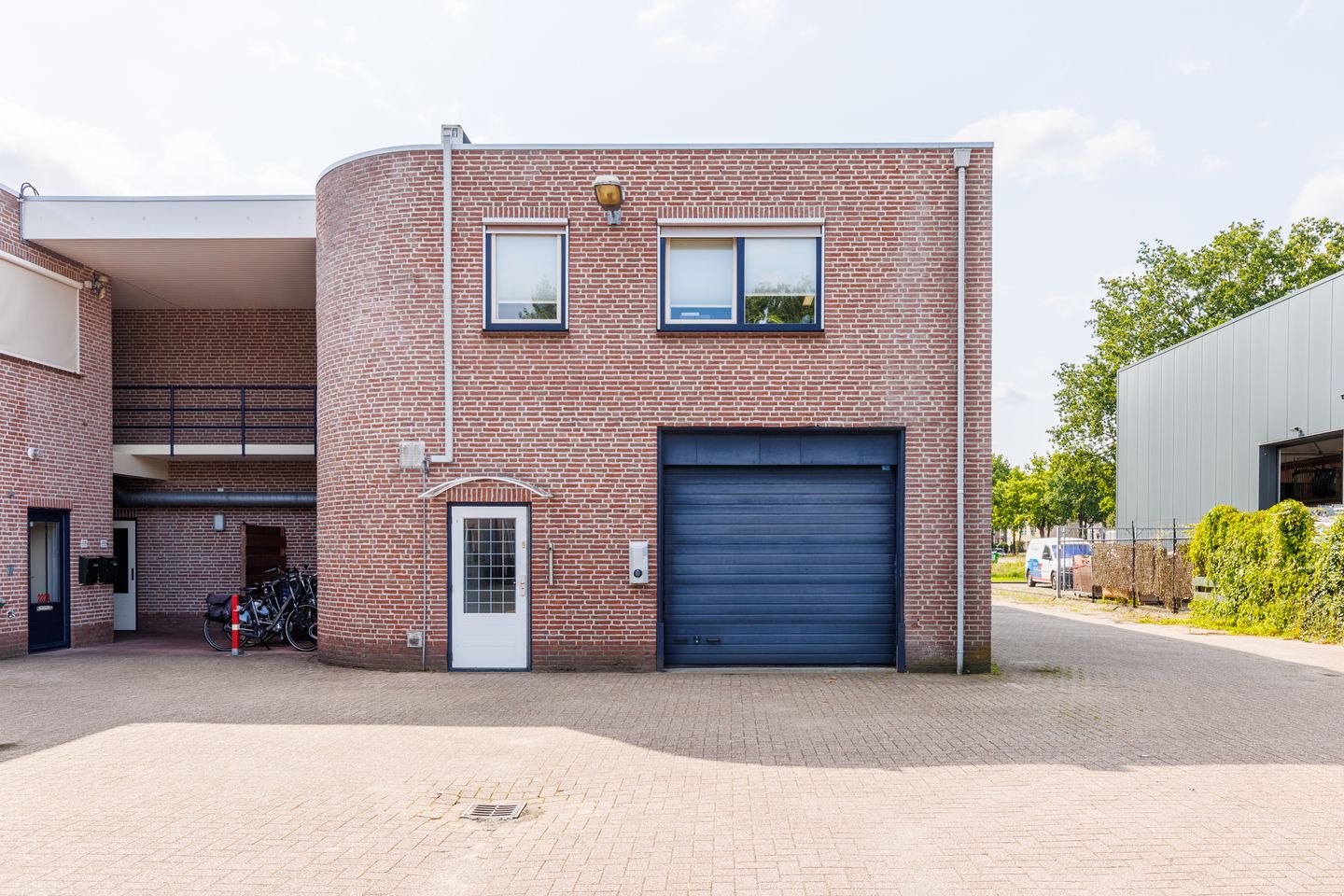 View photo 2 of Vlijtseweg 230