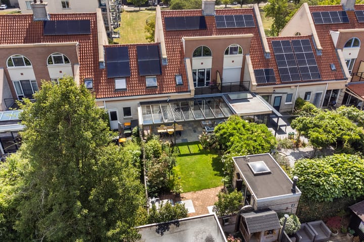 Foto 3 van Bacchus 6