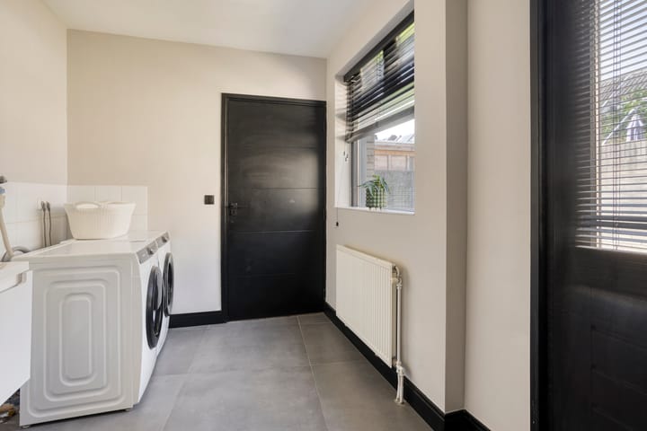 Foto 13 van Molenstraat 56