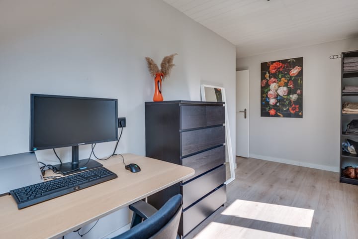 Foto 25 van Langenakker 77