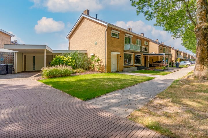 Photo 1 of Doctor Schaepmanlaan 57