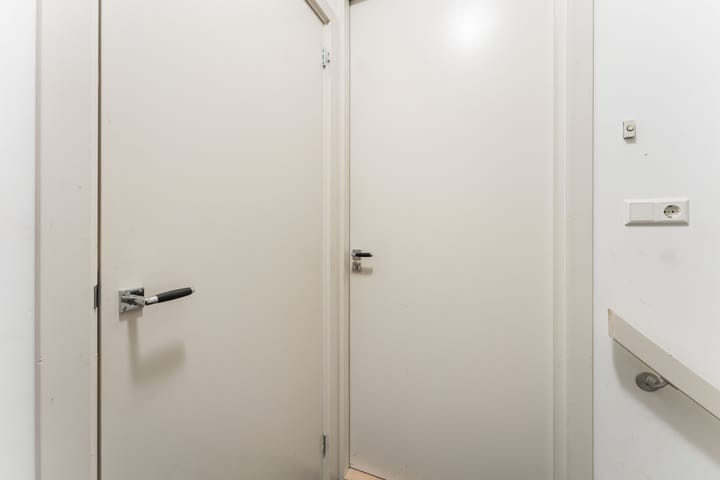 Foto 7 van Adriaanstraat 28-D