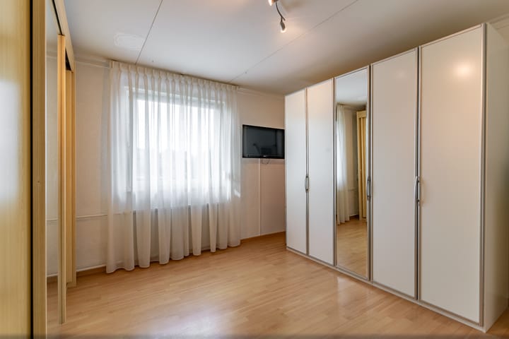 Photo 21 of Doctor Schaepmanlaan 57