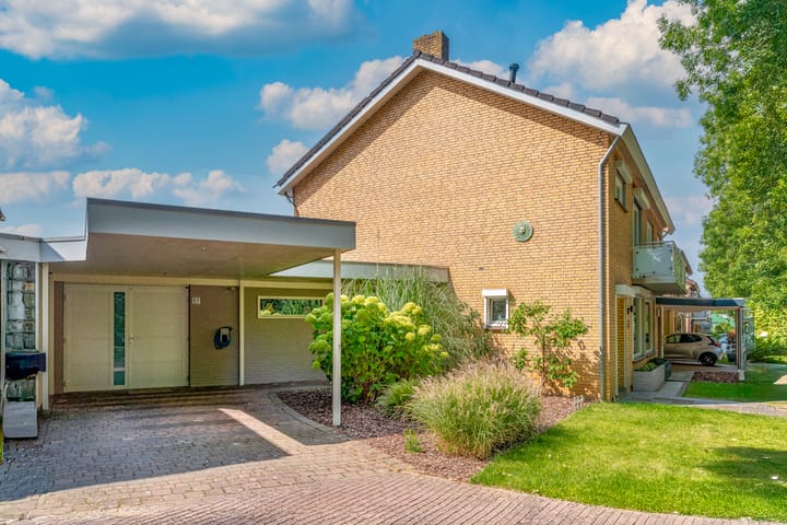 Photo 31 of Doctor Schaepmanlaan 57