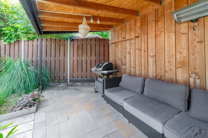 Photo 42 of Doctor Schaepmanlaan 57