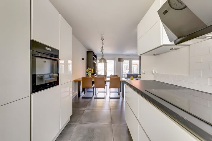 Foto 8 van Meester Pluimhof 23