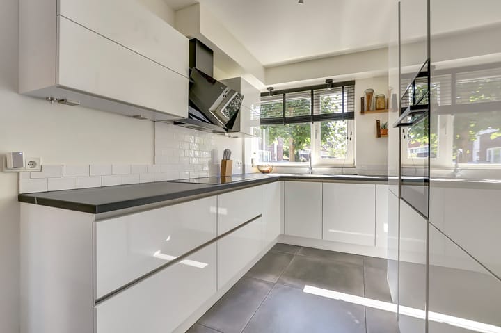 Foto 10 van Meester Pluimhof 23